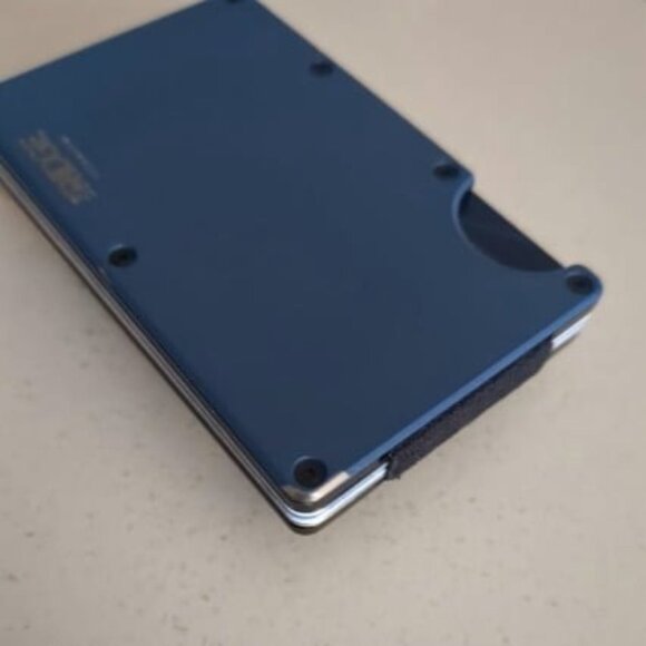 Wallet For Men Slim Wallet For Men - Thin as a Rail Minimalist Aesthetics